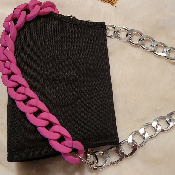 Authentic CD Christian Dior Beauté Cosmetic Bag w/ added handle and chain decor - Picture 5 of 5